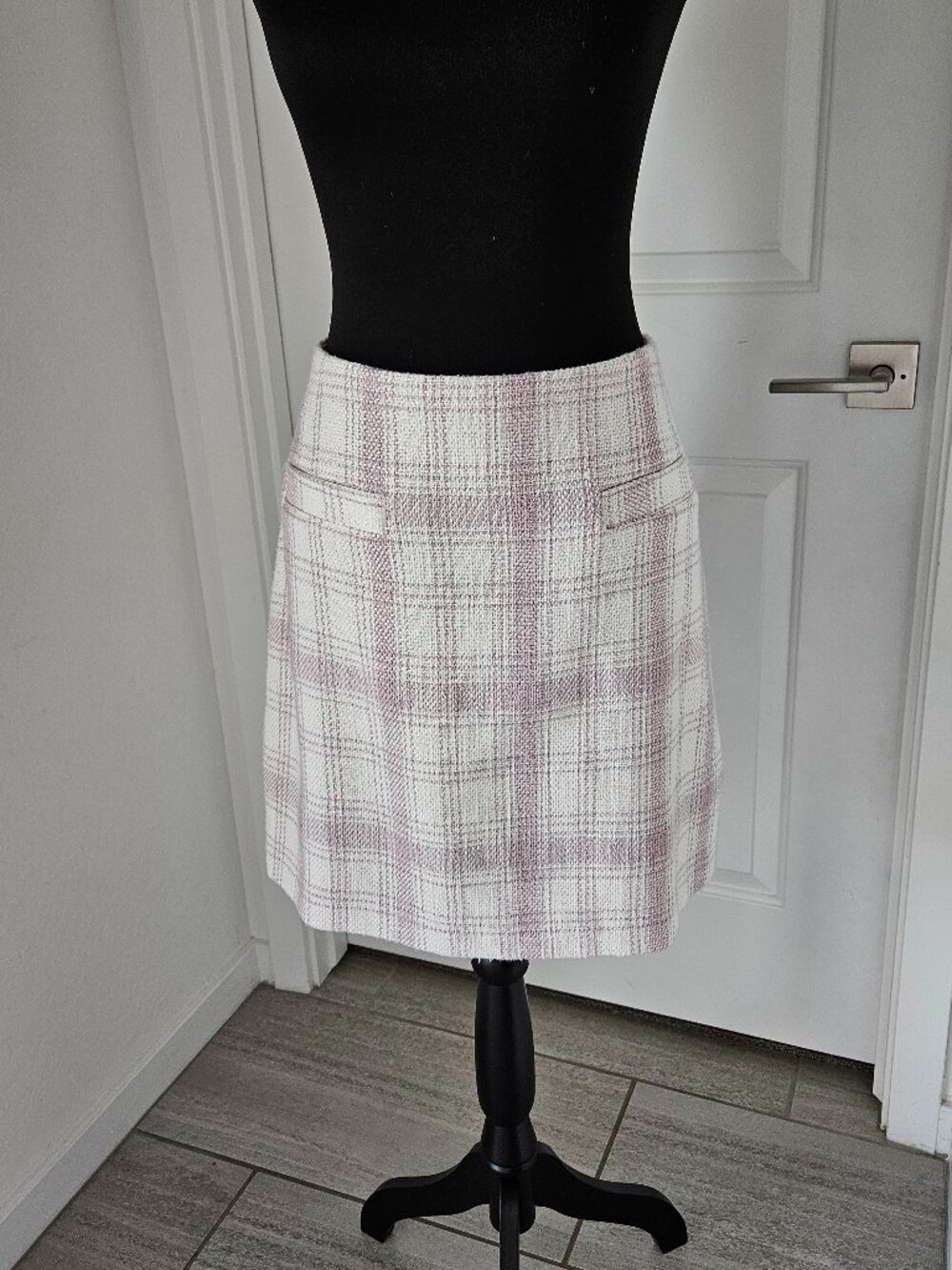 LC LAUREN CONRAD Plaid Knit Mini Skirt XL Lavender  & Cream
